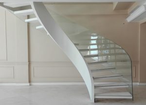 پله گرد تک محور از داخل